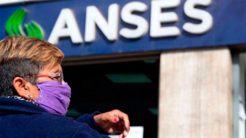 Cómo es el nuevo plan de Anses para que mujeres sin aportes puedan jubilarse