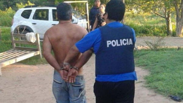 Romaní, "NN", fue detenido acusado de exhibicionista
