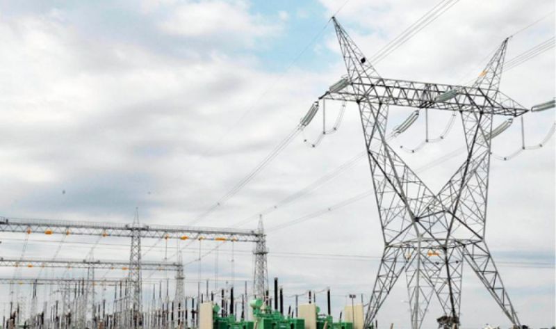 Quema de pastizales afecta línea eléctrica de Transnoa