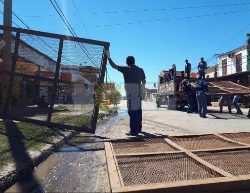 Fuerte custodia en supermercado y alrededores de Sáenz Peña