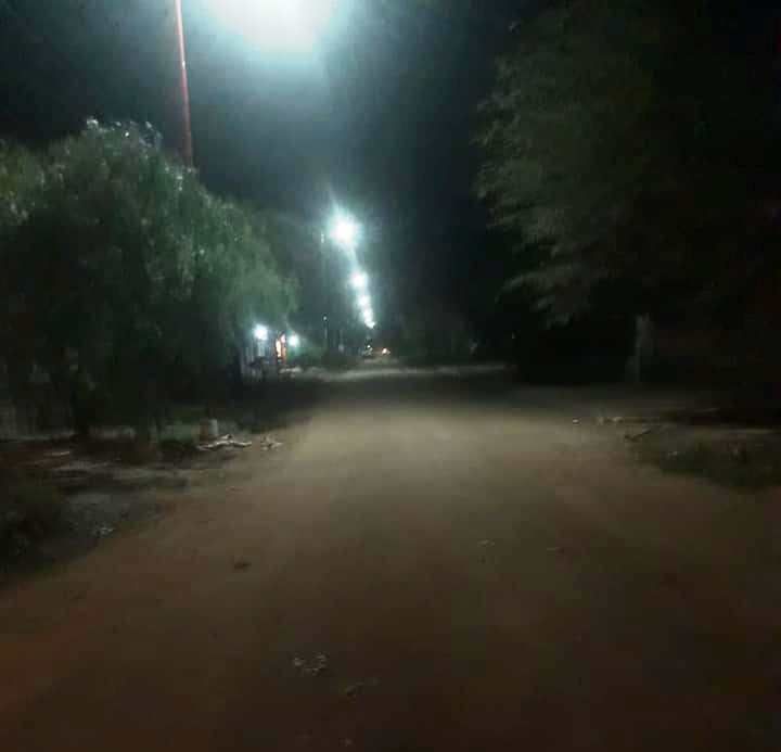 La Comuna pampeña habilitò nueva iluminacion de calle Los Claveles.