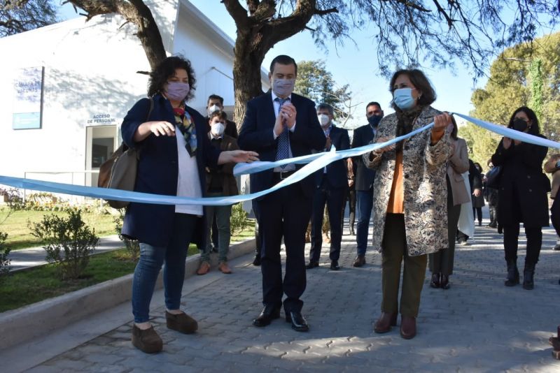 La ministra Vizzotti y el gobernador Zamora inauguraron el Centro Provincial de Almacenamiento de Vacunas