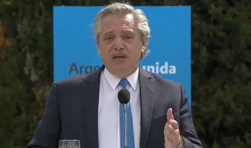 Alberto Fernández: “Dejemos para más adelante los contactos para divertirnos”