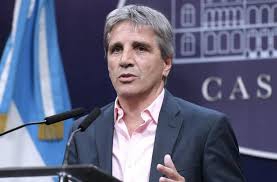 Luis Caputo ratificó que no convalidará la paritaria del gremio de camioneros