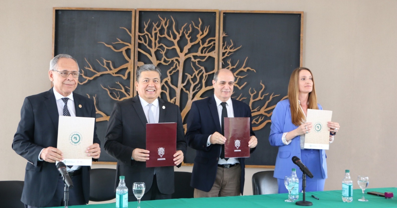 Acuerdo forestal entre la UNSE y el Gobierno Provincial