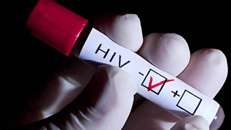 Recibió un trasplante de médula ósea por leucemia y se curó de HIV