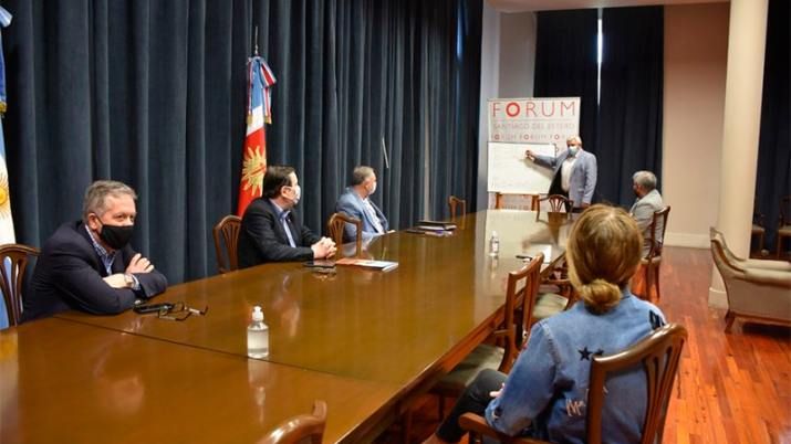 Zamora encabeza una reunión con integrantes del Comité de Emergencia