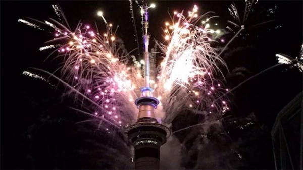 Nueva Zelanda ya celebra el 2019 con un impresionante show de fuegos artificiales