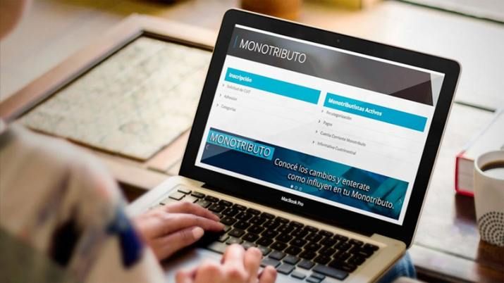 Crédito a tasa cero: flexibilizan el acceso para monotributistas categoría A