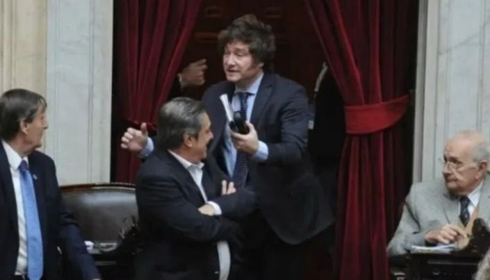 Tras el acuerdo de Milei con Macri, 13 legisladores libertarios abandonaron el bloque con un duro comunicado