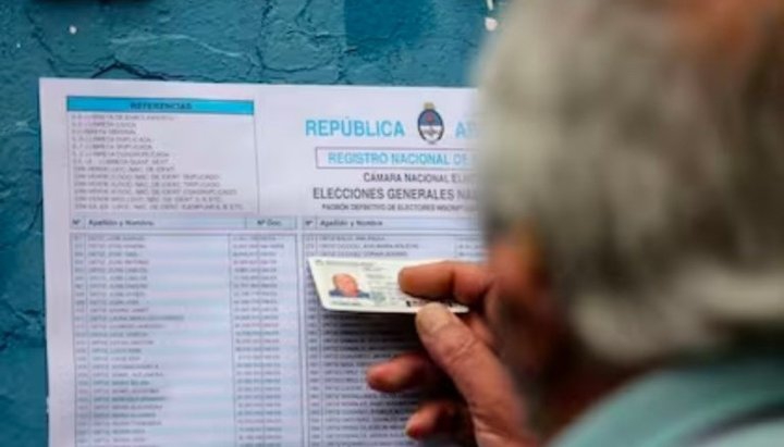 Balotaje 2023: qué tengo que hacer si estoy de viaje y no puedo votar