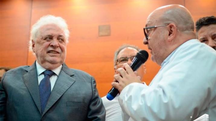 El Director del Hospital Posadas declaró que vacunó a diez personas en el Ministerio de Salud