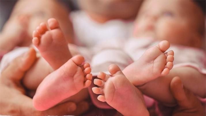 Bautizaron a dos bebés con nombres insólitos en medio de la pandemia del coronavirus