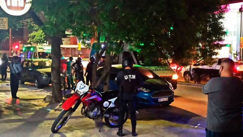 Una persona cayó desde un edificio de Av. Belgrano y Balcarce.