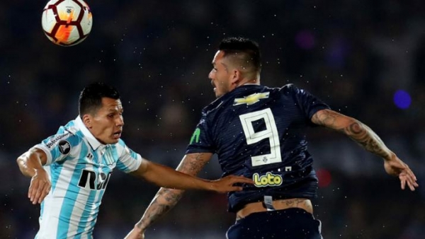 Racing rescató un punto en su visita a la Universidad de Chile
