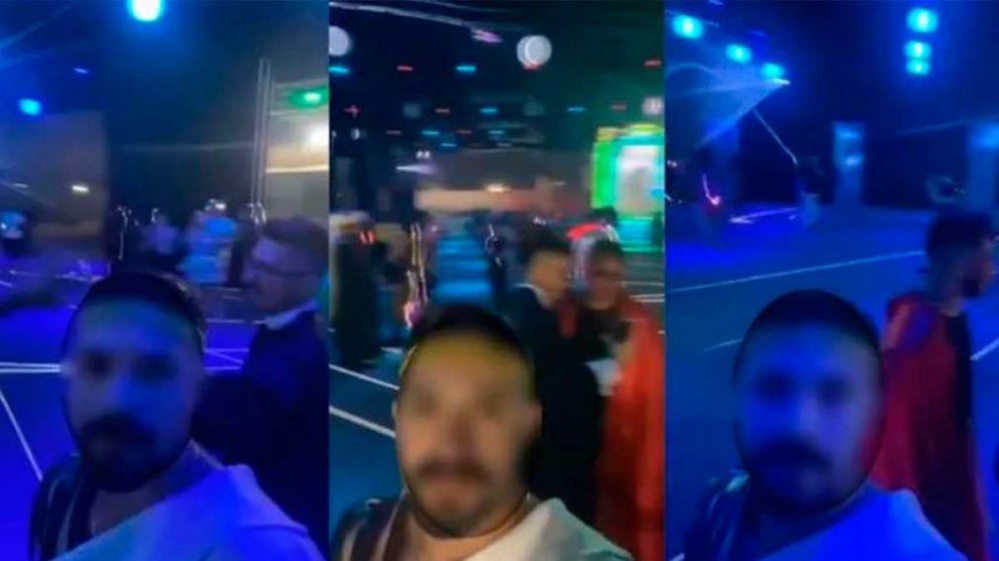 Un cura fue a una fiesta de disfraces, le sacaron una foto con “un diablo” y ahora no podrá celebrar misas