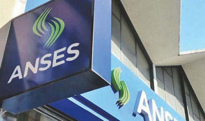 Este lunes cobran los jubilados y pensionados, cuyos haberes superen los $ 21.393