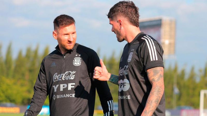 Messi volvió a entrenarse normalmente y será titular ante Venezuela