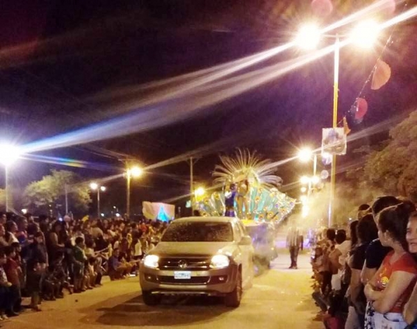 Los vecinos de Monte Quemado y zonas de influencia vibraron con los multitudinarios y coloridos corsos
