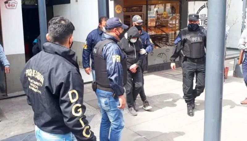 Un profesor de Odontología cobraba entre $30 y $40 mil a los alumnos para aprobarlos