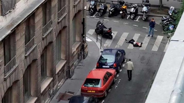 Un hombre acuchilló a varias personas en París: al menos un muerto