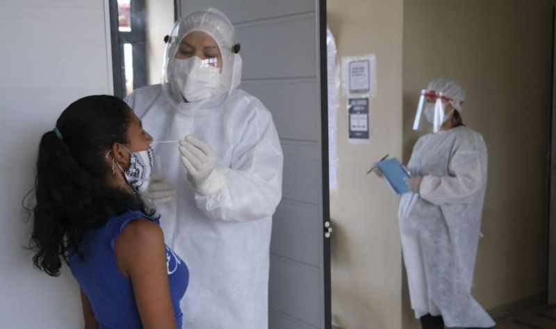 En Santiago murieron seis personas por coronavirus y se registraron 499 contagios nuevos