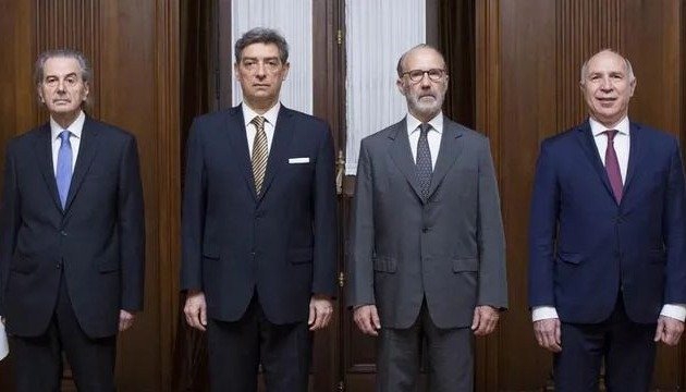 La Corte Suprema aceptó analizar el DNU de Milei: lo hará recién en febrero