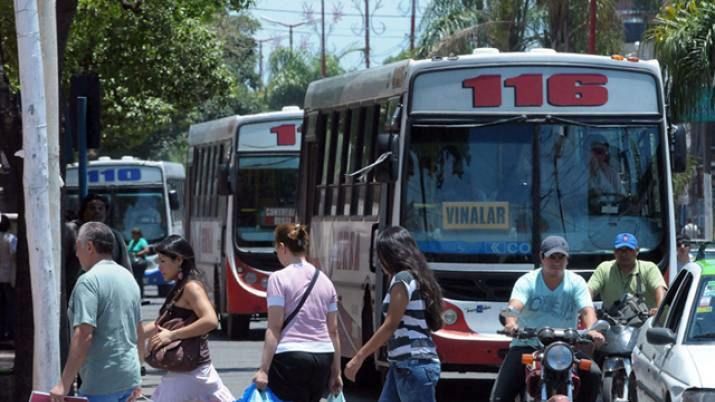 Por la vigilia del aniversario, los colectivos no cobrarán boleto esta noche