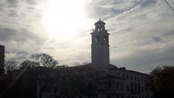 Anticipan un lunes muy caluroso y con probabilidad de tormentas aisladas hacia la noche