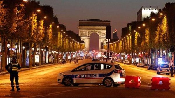 Francia: al menos dos muertos en un tiroteo