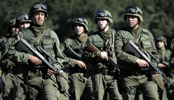 Un día después del anuncio, Macri oficializó los cambios en las Fuerzas Armadas