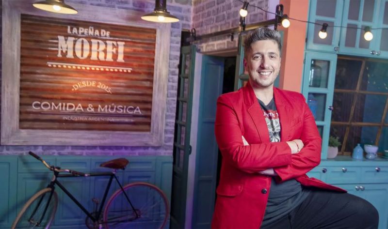 Jey Mammon debuta en la conducción de “La Peña de Morfi”