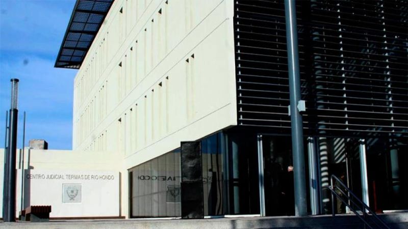 A puñaladas dos mujeres quisieron saldar diferencias personales dentro del Centro Judicial Termas