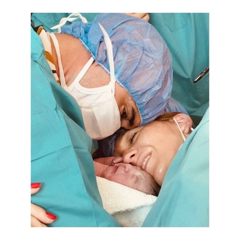 Abel Pintos reveló la primera foto de su hijo