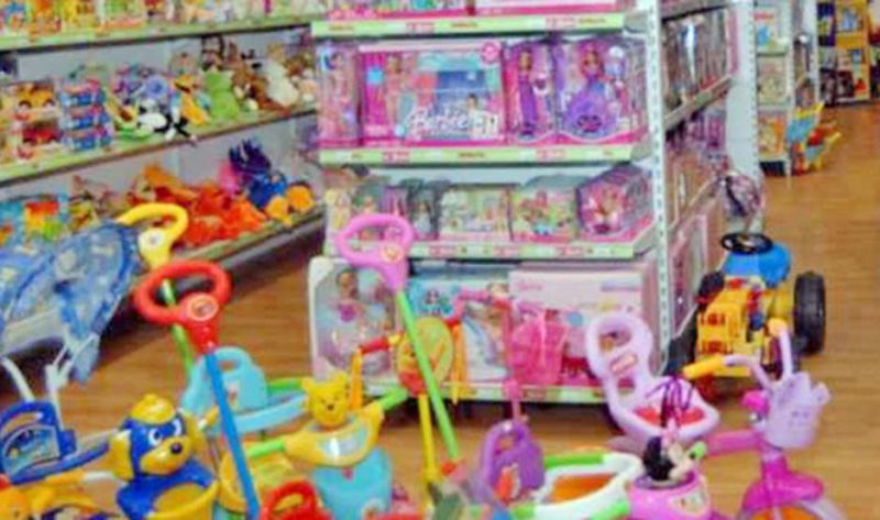 A diez días para llegar a la Navidad, señalan alzas de 56 al 160% en juguetes
