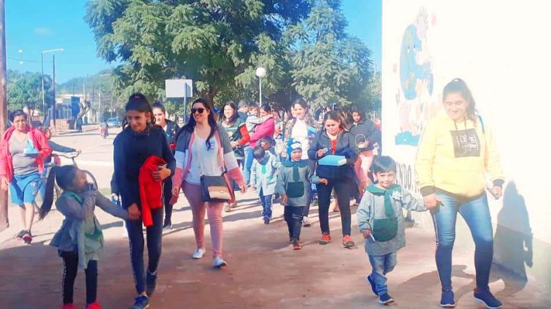 Alumnitos de jardines visitaron la comuna de Campo Gallo