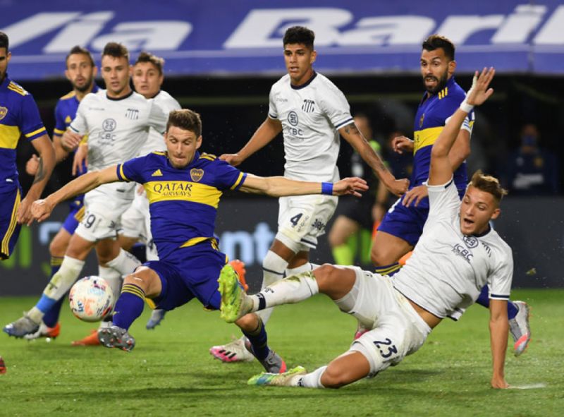Talleres fue superior a Boca y se llevó el premio grande