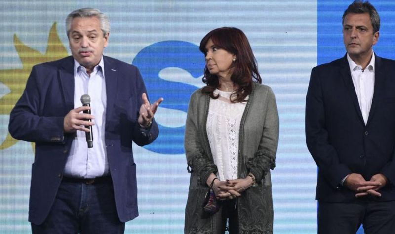 Berensztein alertó: "La crisis política no se superó y no hay un plan económico de estabilización"