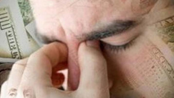 Tensión económica y estrés: asisten a personas con síntomas de ansiedad y cardiológicos