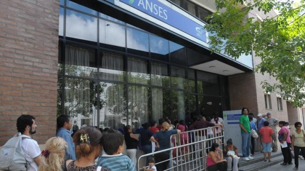 Beneficiarios cobrarán el miércoles la Asignación Universal por Hijo