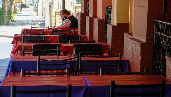 Restaurantes y confiterías, hasta las dos de la mañana para vacunados