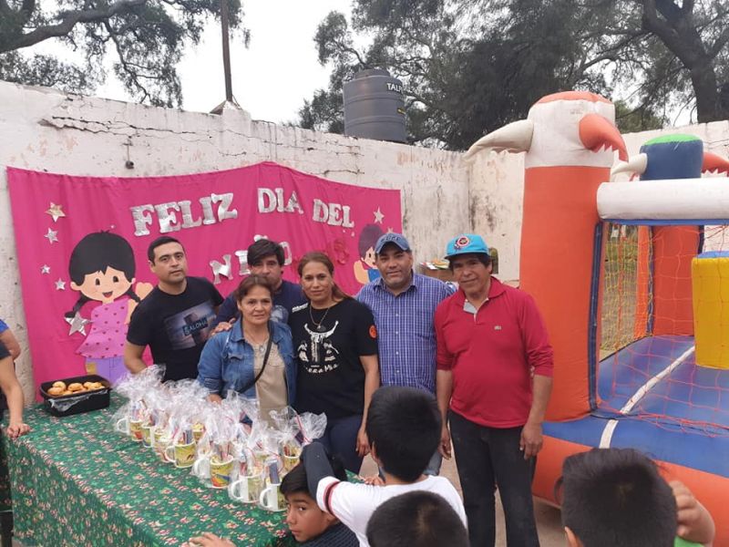 La comuna pampeña agasajó a los niños de Coronel Rico