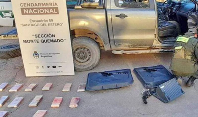 Domiciliaria para dos salteños en secuestro de casi 15 kilos de cocaína