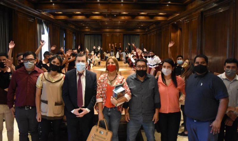 Estudiantes de Los Juríes visitaron la Casa de Gobierno