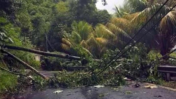 El huracán María arrasó con Dominica y avanza hacia por el Atlántico