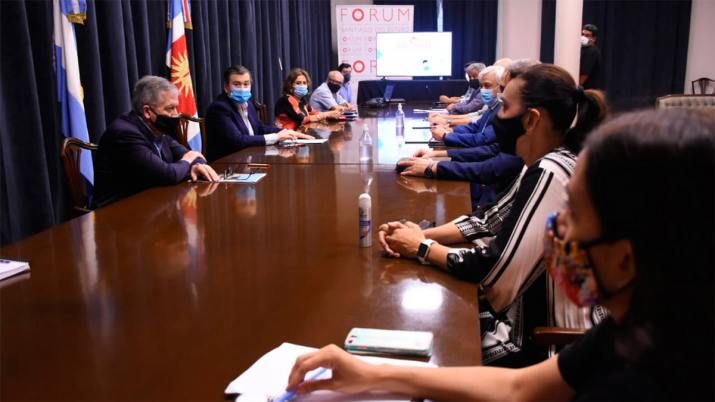 El próximo fin de semana comenzará la vacunación de los mayores de 70 años en Santiago del Estero
