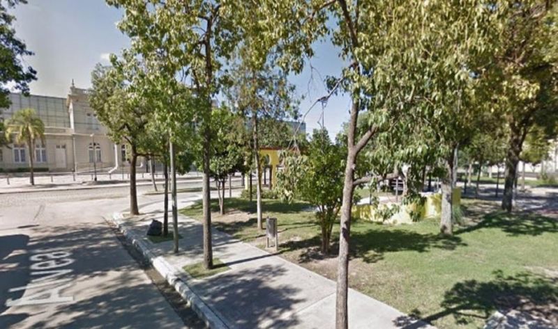 Cabo de la Federal viajaba a Tucuman discutió con su pareja por teléfono, bajó en Santiago y se mató frente al Fórum