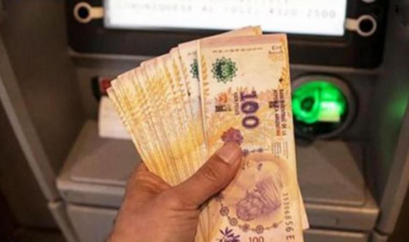 Bono de fin de año y plus para AUH: ¿quiénes lo cobran?