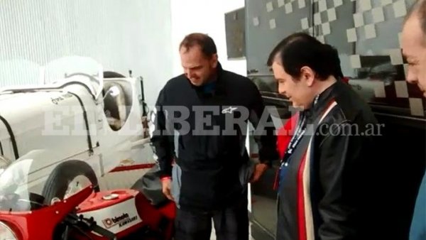 Gerardo Zamora visitó el Museo del Automóvil