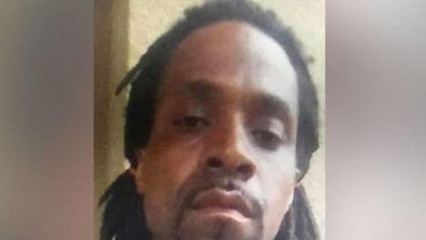Al grito de “Alá es grande”, mató a tres personas en California